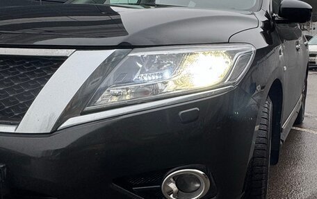 Nissan Pathfinder, 2015 год, 2 135 000 рублей, 30 фотография