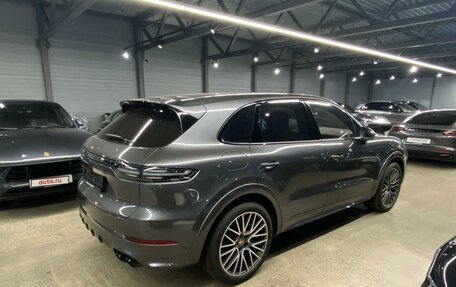 Porsche Cayenne III, 2022 год, 15 000 000 рублей, 25 фотография