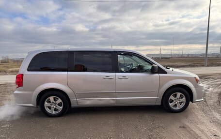 Dodge Caravan V, 2010 год, 1 300 000 рублей, 5 фотография