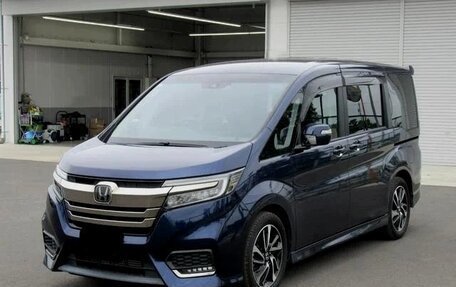 Honda Stepwgn IV, 2020 год, 1 798 000 рублей, 2 фотография