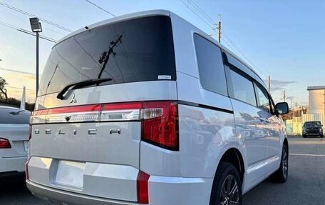 Mitsubishi Delica D:5 I, 2022 год, 3 280 000 рублей, 6 фотография