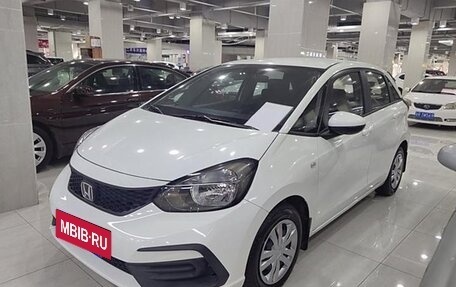 Honda Fit, 2021 год, 1 100 000 рублей, 2 фотография