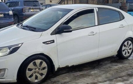 KIA Rio III рестайлинг, 2013 год, 540 000 рублей, 2 фотография