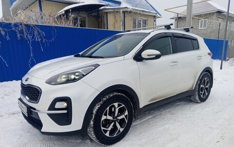 KIA Sportage IV рестайлинг, 2020 год, 2 600 000 рублей, 3 фотография