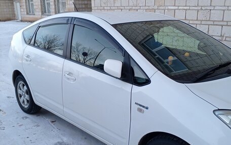 Toyota Prius, 2008 год, 650 000 рублей, 2 фотография