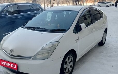 Toyota Prius, 2008 год, 650 000 рублей, 4 фотография