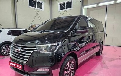 Hyundai Grand Starex Grand Starex I рестайлинг 2, 2021 год, 3 540 000 рублей, 1 фотография