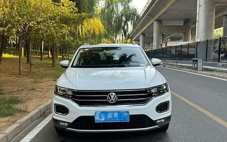 Volkswagen T-Roc I, 2021 год, 1 680 000 рублей, 5 фотография