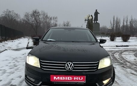 Volkswagen Passat B7, 2012 год, 1 270 000 рублей, 13 фотография