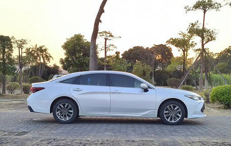 Toyota Avalon, 2022 год, 2 485 000 рублей, 7 фотография