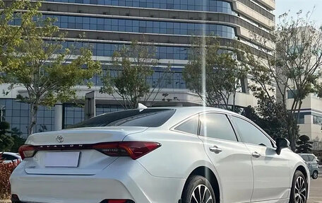 Toyota Avalon, 2022 год, 2 545 000 рублей, 9 фотография