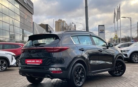 KIA Sportage IV рестайлинг, 2021 год, 2 549 000 рублей, 6 фотография