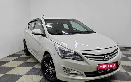 Hyundai Solaris II рестайлинг, 2014 год, 870 000 рублей, 3 фотография