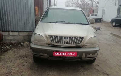 Toyota Harrier, 2000 год, 700 000 рублей, 1 фотография