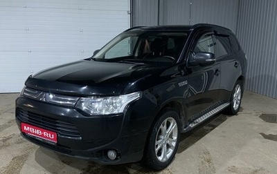 Mitsubishi Outlander III рестайлинг 3, 2013 год, 1 270 588 рублей, 1 фотография