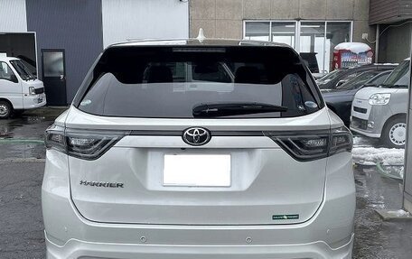 Toyota Harrier, 2017 год, 2 189 000 рублей, 8 фотография