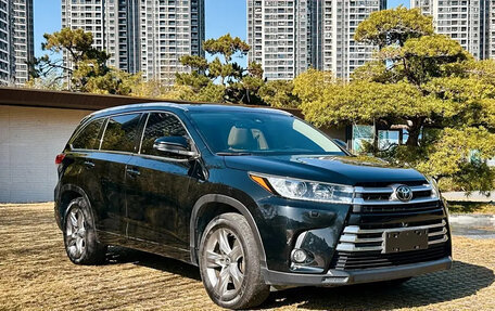 Toyota Highlander III, 2021 год, 3 460 000 рублей, 3 фотография