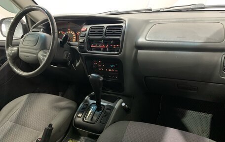 Chevrolet Tracker II, 2000 год, 480 000 рублей, 9 фотография