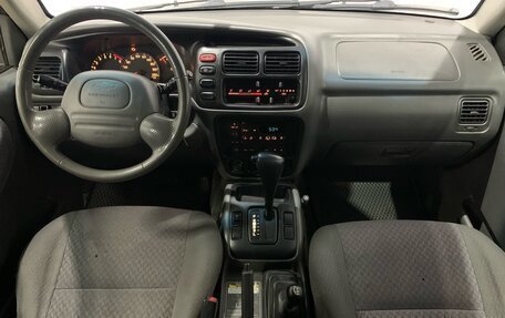 Chevrolet Tracker II, 2000 год, 480 000 рублей, 8 фотография