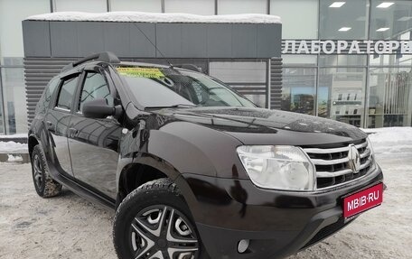 Renault Duster I рестайлинг, 2015 год, 890 000 рублей, 1 фотография