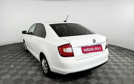 Skoda Rapid I, 2018 год, 1 200 000 рублей, 8 фотография