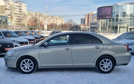 Toyota Avensis III рестайлинг, 2005 год, 800 000 рублей, 2 фотография