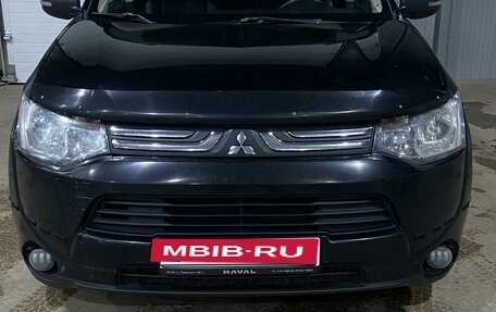 Mitsubishi Outlander III рестайлинг 3, 2013 год, 1 270 588 рублей, 3 фотография