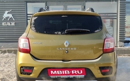 Renault Sandero II рестайлинг, 2015 год, 900 000 рублей, 20 фотография