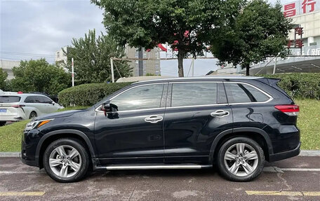 Toyota Highlander III, 2021 год, 3 484 000 рублей, 3 фотография