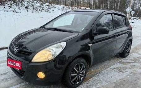 Hyundai i20 IB рестайлинг, 2010 год, 505 000 рублей, 2 фотография