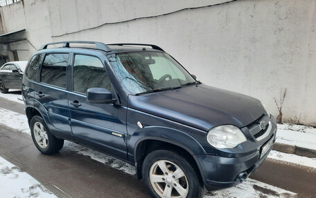 Chevrolet Niva I рестайлинг, 2016 год, 580 000 рублей, 1 фотография