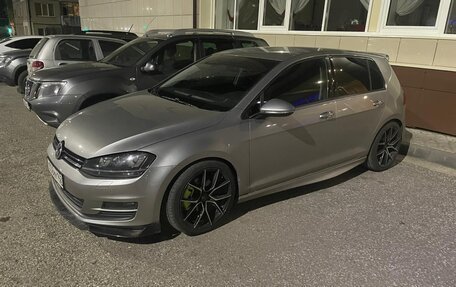 Volkswagen Golf VII, 2013 год, 1 495 000 рублей, 1 фотография