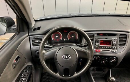 KIA Rio II, 2011 год, 689 000 рублей, 10 фотография