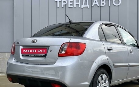 KIA Rio II, 2011 год, 689 000 рублей, 7 фотография