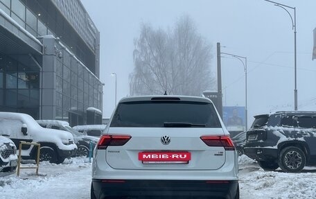 Volkswagen Tiguan II, 2017 год, 2 499 000 рублей, 5 фотография