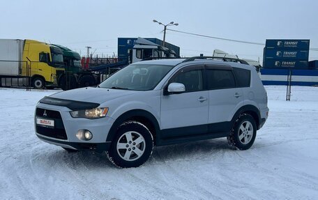 Mitsubishi Outlander III рестайлинг 3, 2012 год, 1 289 000 рублей, 4 фотография