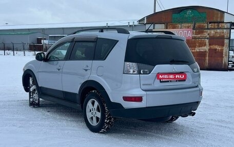 Mitsubishi Outlander III рестайлинг 3, 2012 год, 1 289 000 рублей, 3 фотография