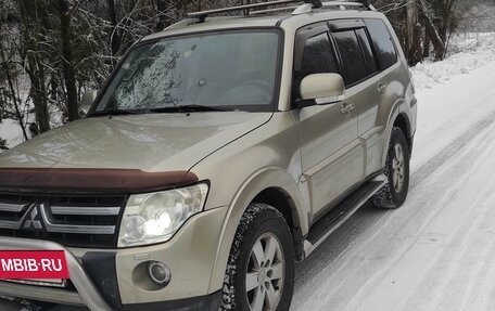 Mitsubishi Pajero IV, 2007 год, 1 600 000 рублей, 27 фотография