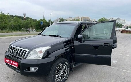 Toyota Land Cruiser Prado 120 рестайлинг, 2006 год, 2 100 000 рублей, 6 фотография