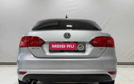 Volkswagen Jetta VI, 2011 год, 1 179 900 рублей, 4 фотография