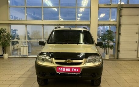 Chevrolet Niva I рестайлинг, 2010 год, 490 000 рублей, 3 фотография