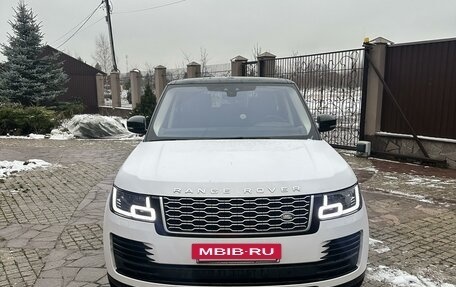 Land Rover Range Rover IV рестайлинг, 2018 год, 6 250 000 рублей, 2 фотография