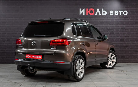 Volkswagen Tiguan I, 2015 год, 1 770 000 рублей, 4 фотография