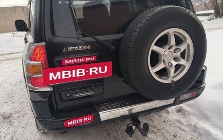 Mitsubishi Pajero III рестайлинг, 2002 год, 950 000 рублей, 2 фотография