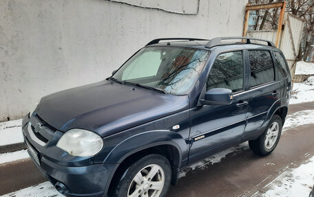 Chevrolet Niva I рестайлинг, 2016 год, 580 000 рублей, 3 фотография