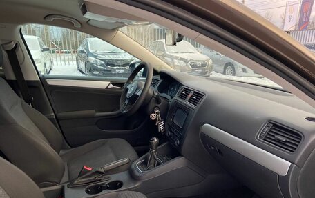 Volkswagen Jetta VI, 2012 год, 1 078 000 рублей, 17 фотография