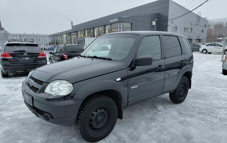 Chevrolet Niva I рестайлинг, 2016 год, 778 000 рублей, 3 фотография