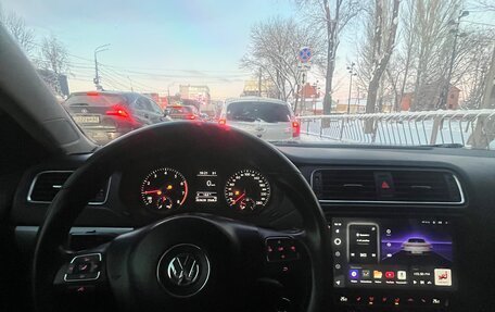 Volkswagen Jetta VI, 2013 год, 980 000 рублей, 10 фотография