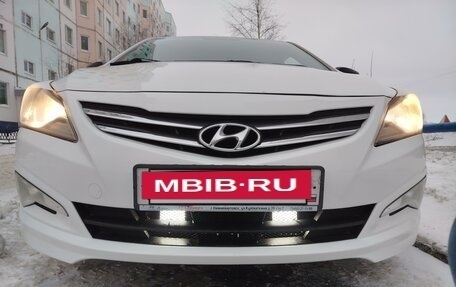 Hyundai Solaris II рестайлинг, 2014 год, 1 070 000 рублей, 2 фотография