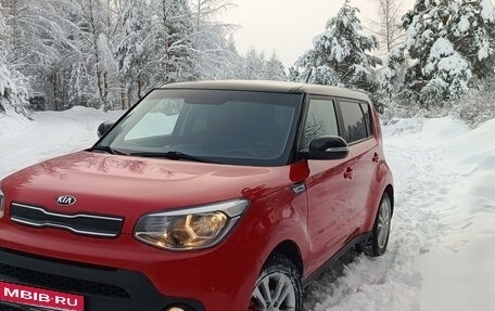 KIA Soul II рестайлинг, 2017 год, 1 625 000 рублей, 5 фотография